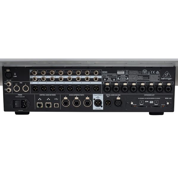 CONSOLE DE MIXAGE NUMERIQUE BEHRINGER WING 3