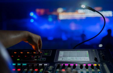 [INT] TECHNICIEN SON
